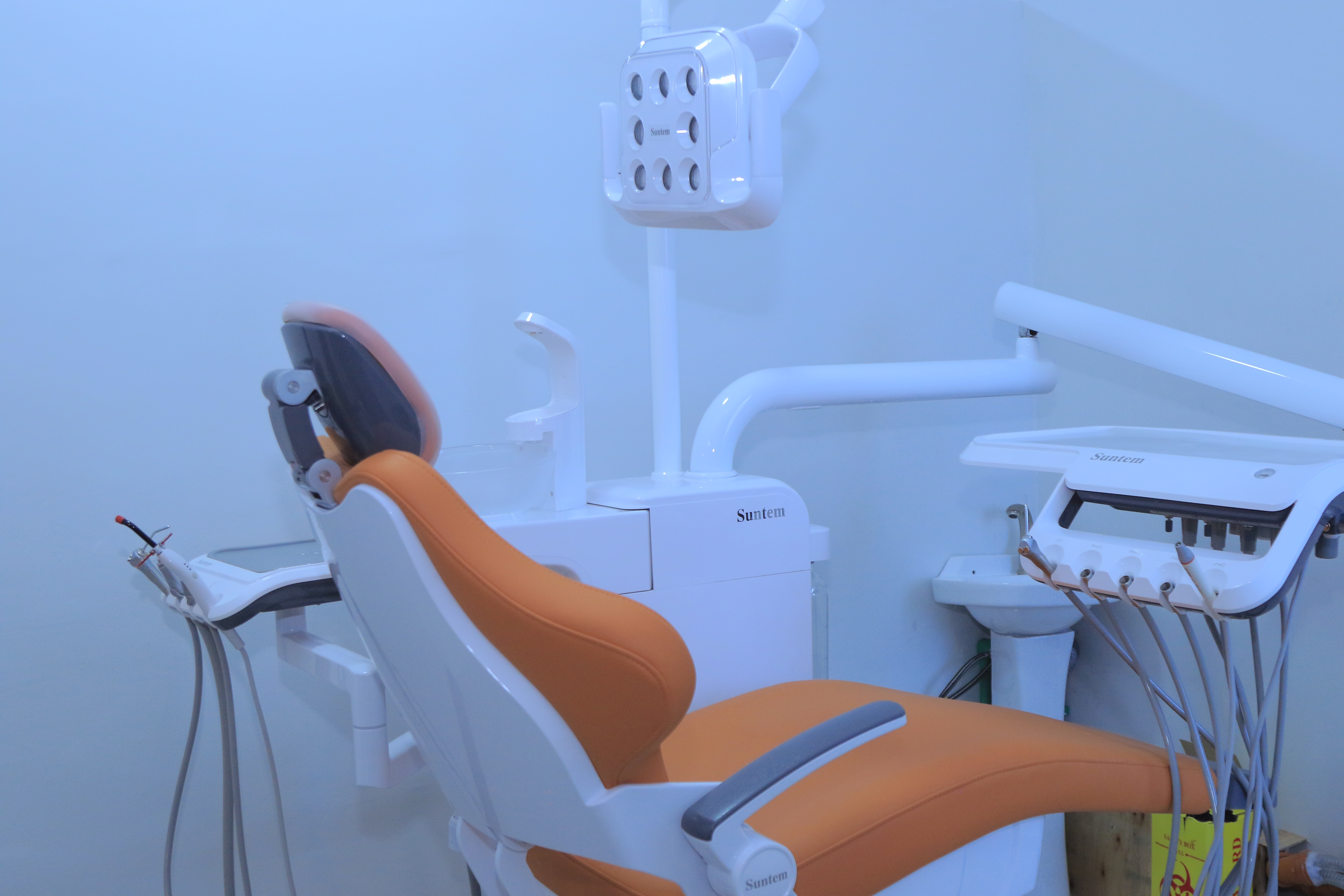 Understanding Modern Dental Implants: Procedure & Recovery